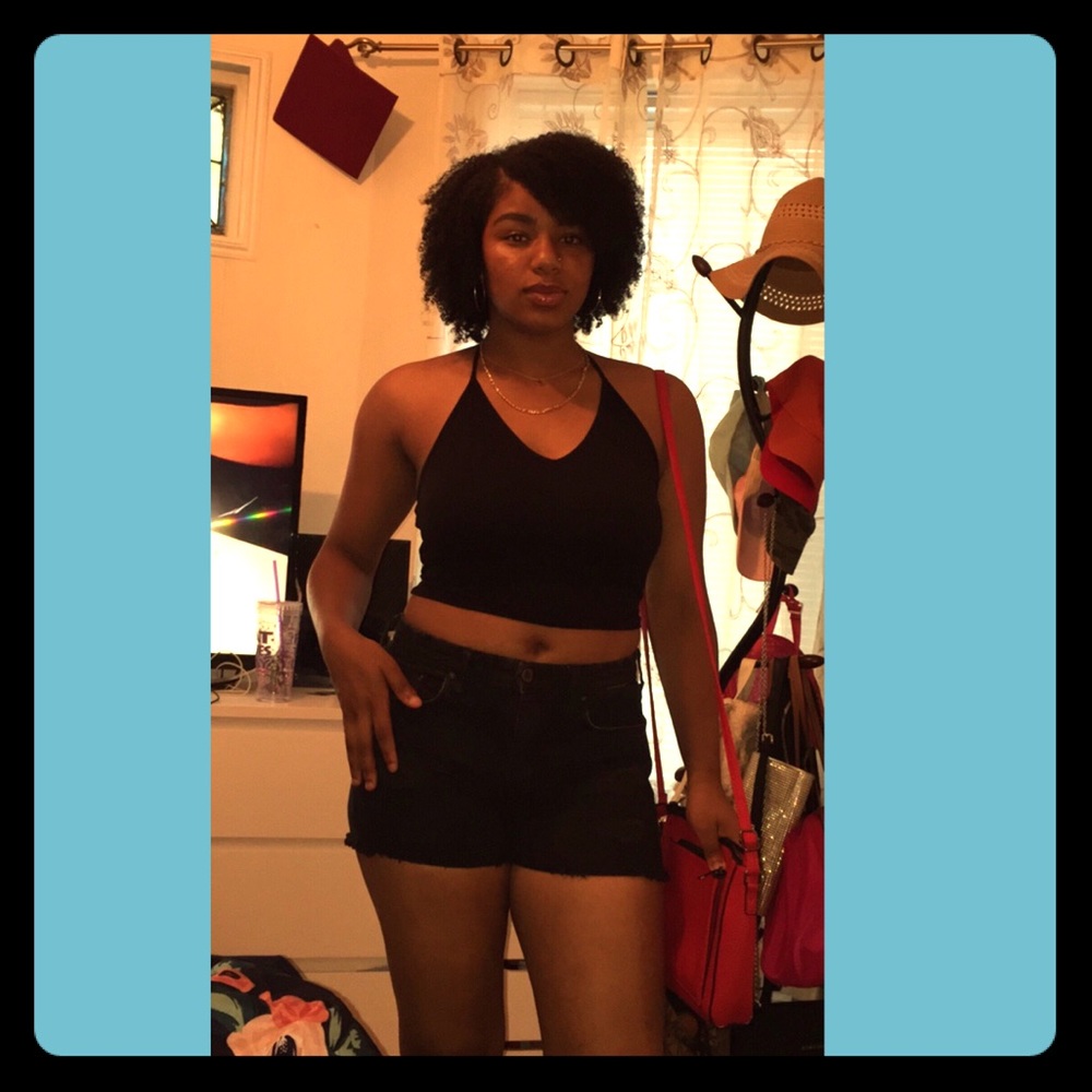 + Black denim ripped shorts +